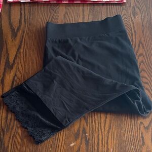 Logo Layers Black Capri Leggings with Lace Trim